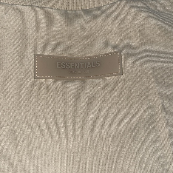 Fear of God Essentials Tee - Picture 5 of 5